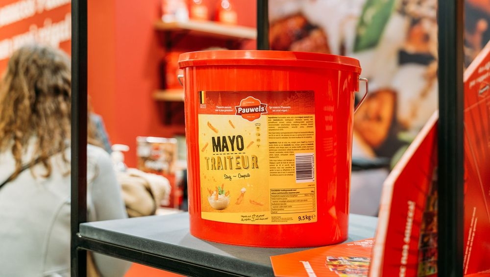 Pauwels Sauzen lanceert Mayo Traiteur - een stevige mayo met volle smaak